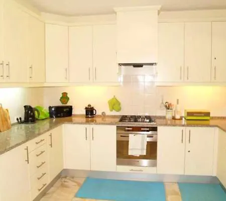 Sleeps 8 With Pool Air Con And Wifi Villa Vale do Lobo